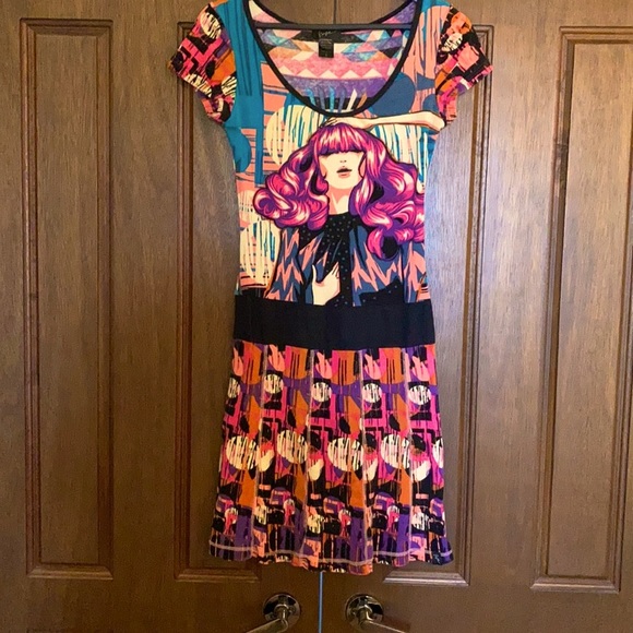 Graphic print mini dress by profile. - Picture 5 of 10